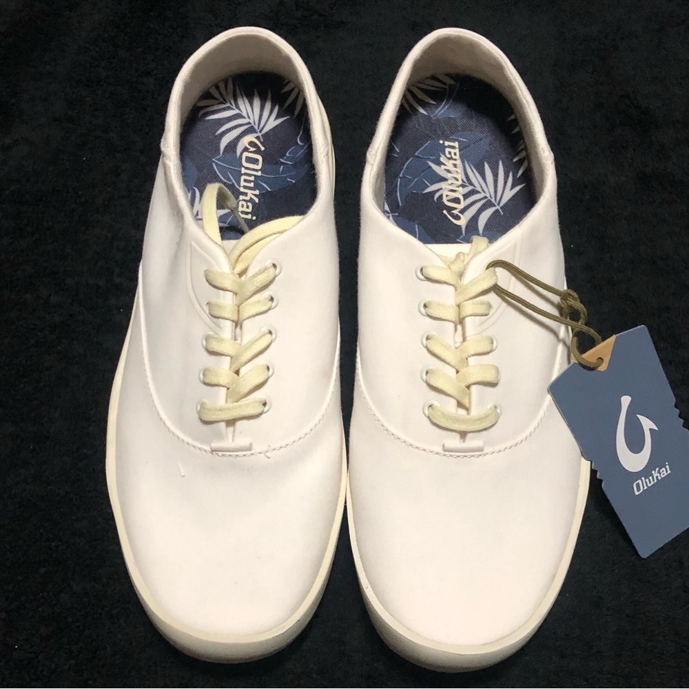 OluKai Tradewind Men Sneakers Off White Canvas Low Top Shoes 10533-1818 Size 9.5
